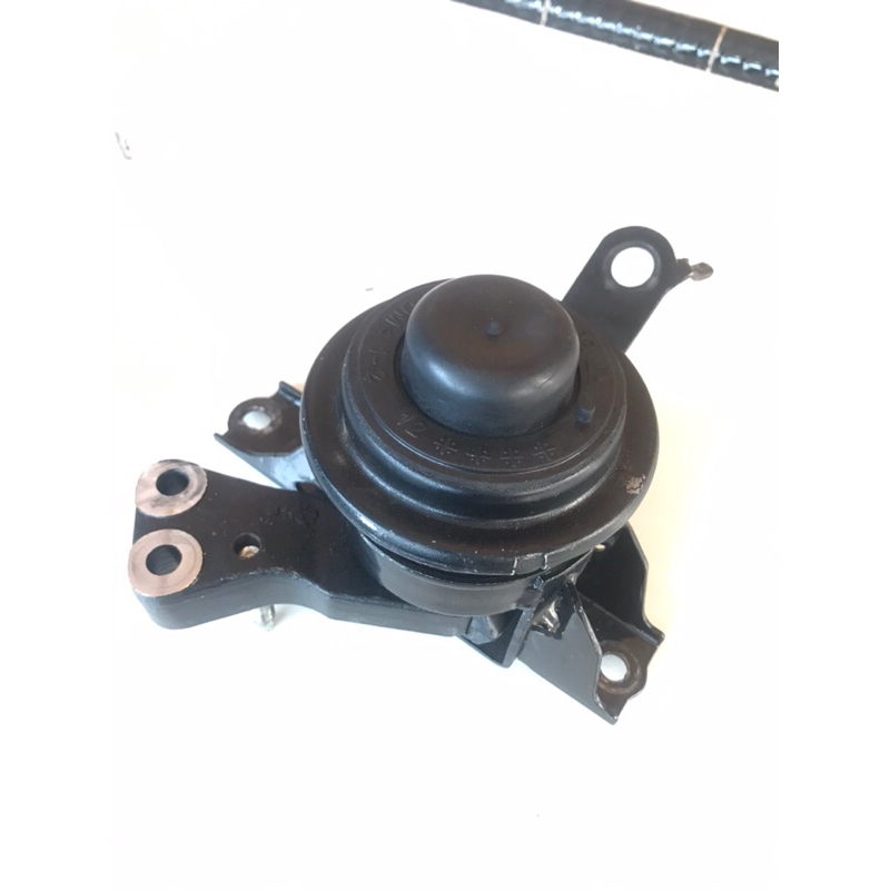 Engine mounting kanan new yaris manual atau vios gen3
