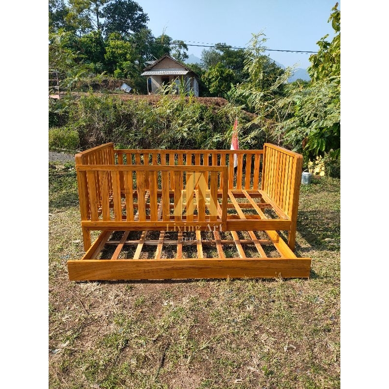 Dipan Kayu Jati dan Sorong