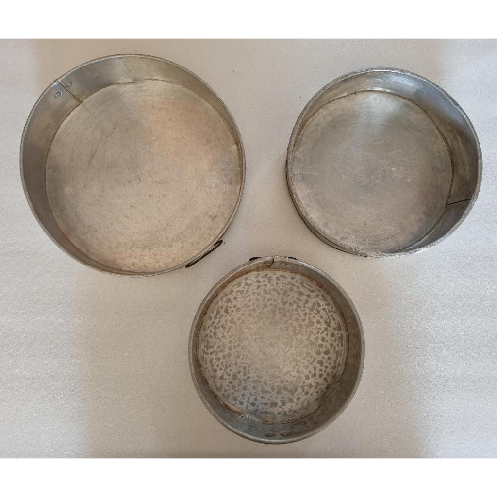 loyang cetakan kue roti bolu brownies mini cake bentuk bulat besar kecil tinggi 5 cm aluminium bekas