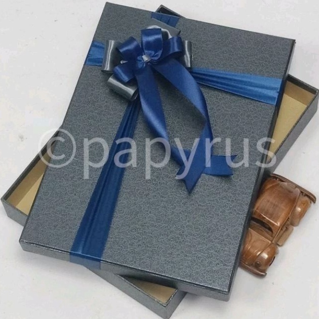 

HARGA TERJANGKAU PAPYRUS 25x35 Tinggi 5cm Kotak Kado Gift Box Hadiah KOTA KADO V1
