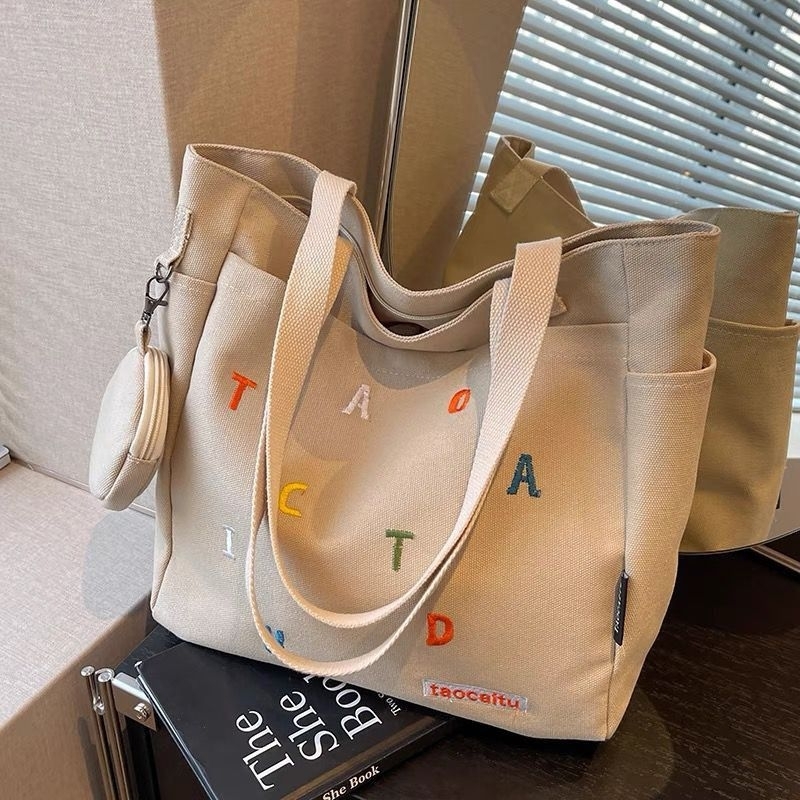 Tas kanvas/tote bag kanvas kekinian import premium