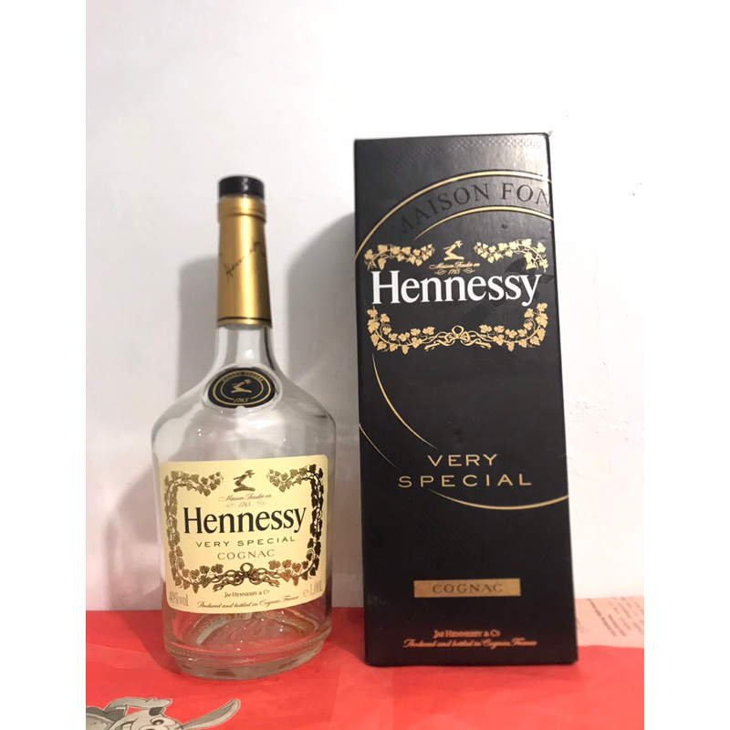 botol bekas miras hennesy very special 1L/ botol pajangan/ botol koleksi