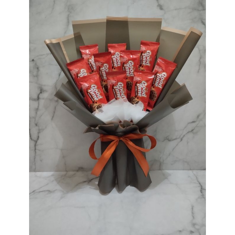 

Buket Snack Simpel / Bucket Snack Simpel / Kado ulang tahun