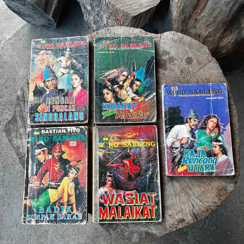 Buku komik cerita wiro sableng