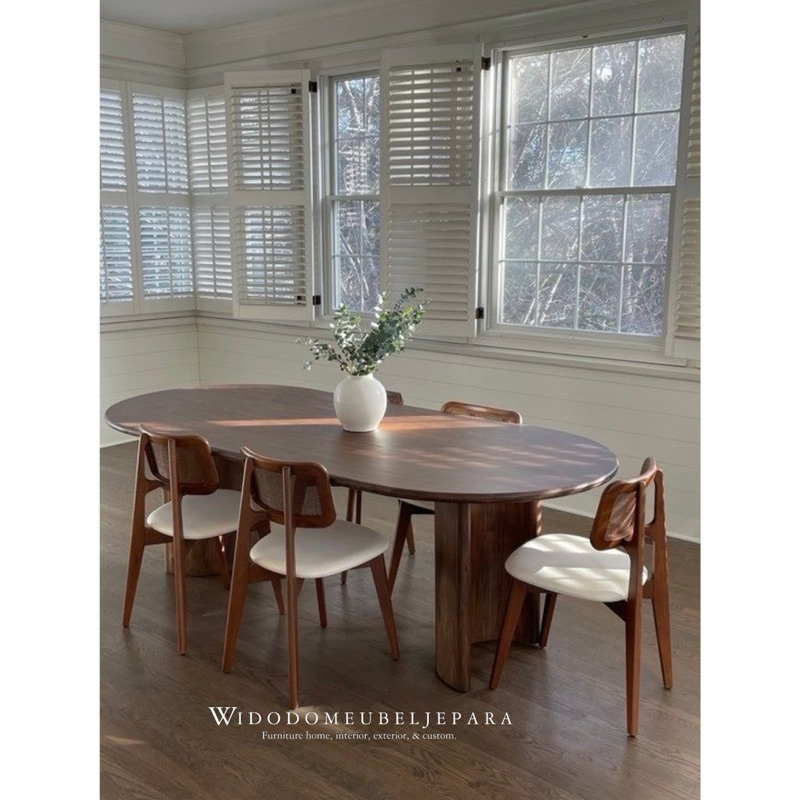 Meja makan modern jati minimalis