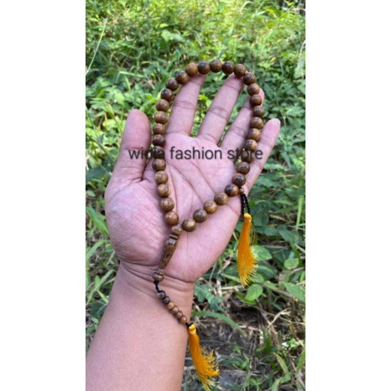 tasbih kayu gaharu 10 mm 33 butir tasbih gaharu asli