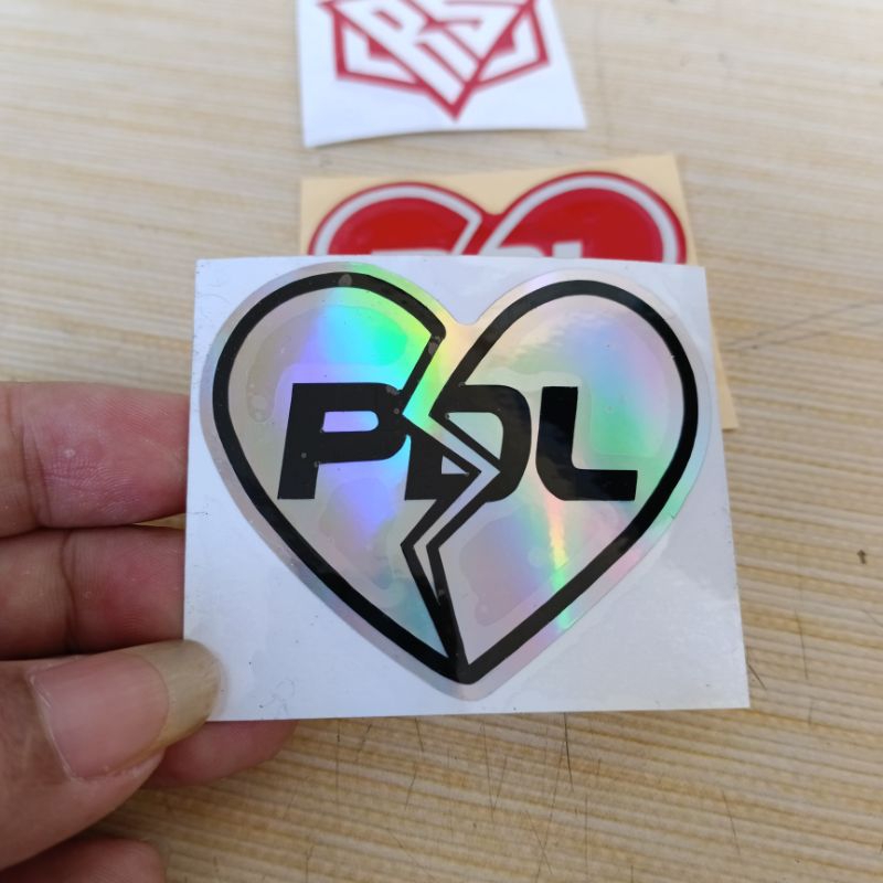 

STIKER CUTTING LOGO PDL PATAH HATI
