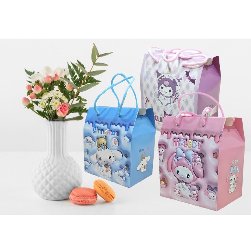 

PAPER BAG GOODIE BAG TAS SNACK SOUVENIR KADO PESTA ULANG TAHUN ANAK MOTIF CINNAMOROLL KUROMI MY MELODY POCHACO