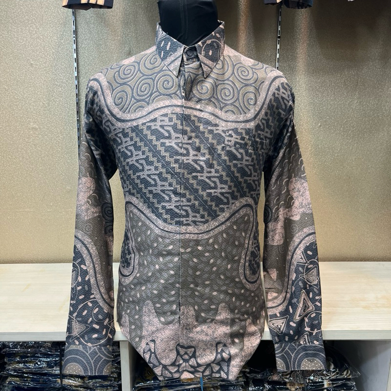 KEMEJA BATIK PRIA LENGAN PANJANG BAHAN DOLBY LAPIS FURING HERO ADEM  EXCLUSIVE THAMRIN CITY TANAH AB