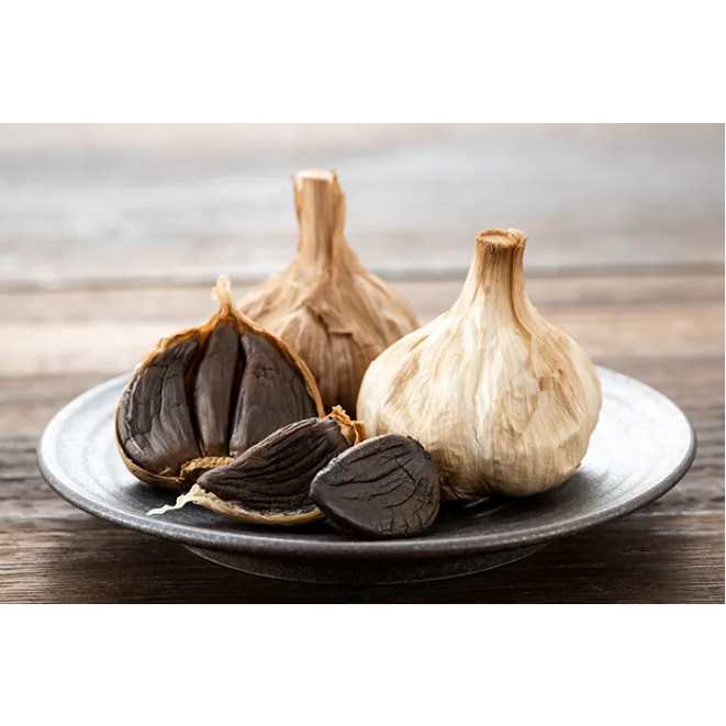 

BLACK GARLIC BAWANG TUNGGAL HOME MADE / BAWANG PUTIH BANCI / BLACK GARLIC KATING / SEHAT UNTUK MENJAGA KESEHATAN MENGANDUNG ANTI OKSIDAN TINGGI