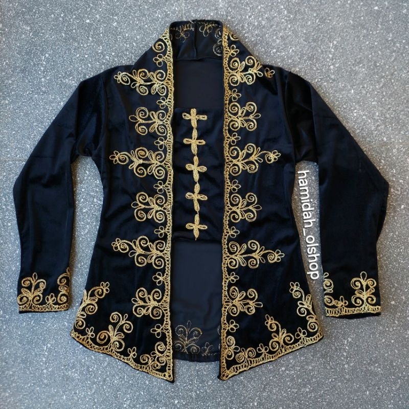 Kebaya Cornely Bunga Cantik Anak SMP
