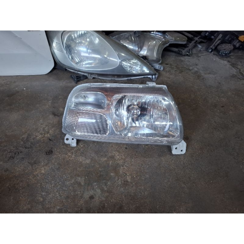 Headlamp Escudo 2005 Original