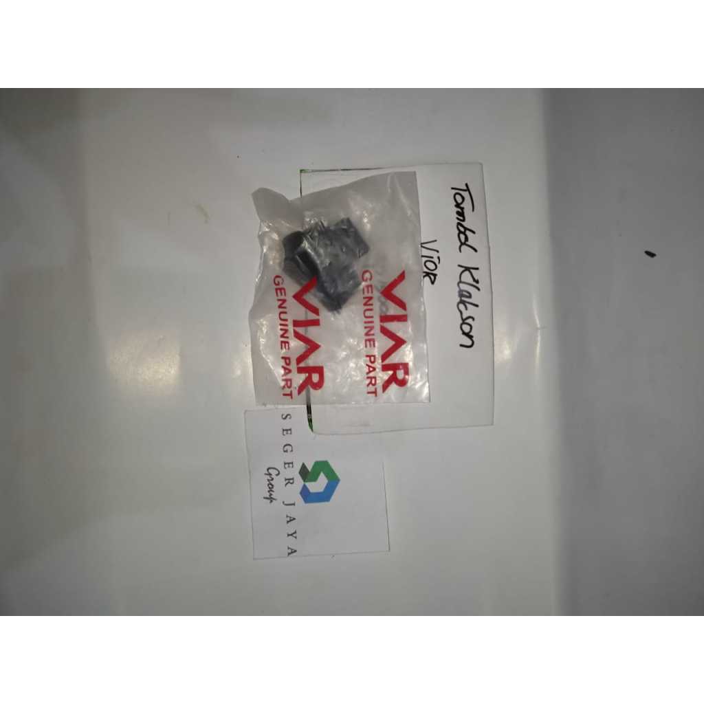 Tombol klakson vior merk viar