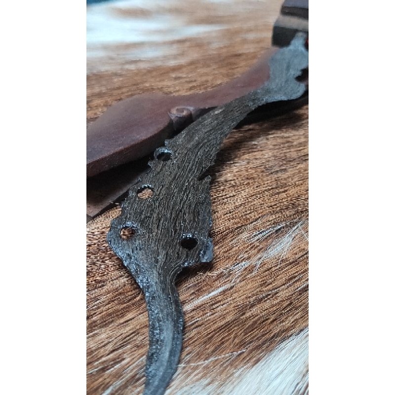 Kujang Sepuh pamor wingit tinggalan orangtua dulu