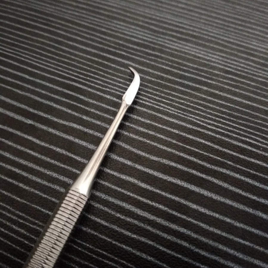 Alat pembersih karang Gigi Dental Chisel berbentuk Tombak