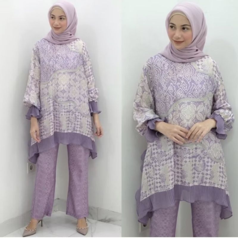 Nameera Pleats Tunic by Sarah The Label Tag Preloved Batikula Luxxestudio Rayapari Sovinska Olenka B