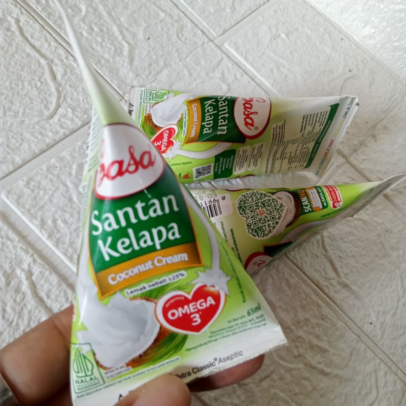 

4pcs SASA santan kelapa omega @65ml