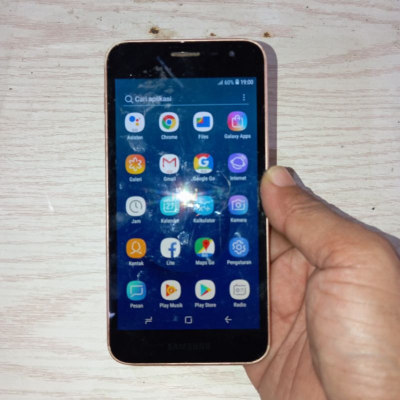 samsung j2 core ram 1,8/8 second