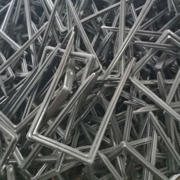 PASAK PLASTIK MULSA 5KG