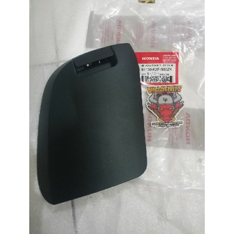 81130-K2F-N80ZK LID assy pocket tutup pocket laci kantong hitam doff dop honda SCOOPY FI LED 2023 81