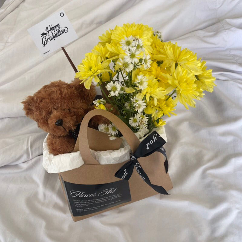 

Buket | Fresh Flowers | Buket Wisuda | Gift Set