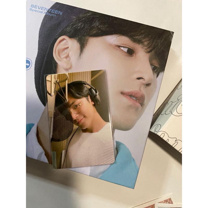 BOOKED MINGYU DIOR WITH MINGYU BARET