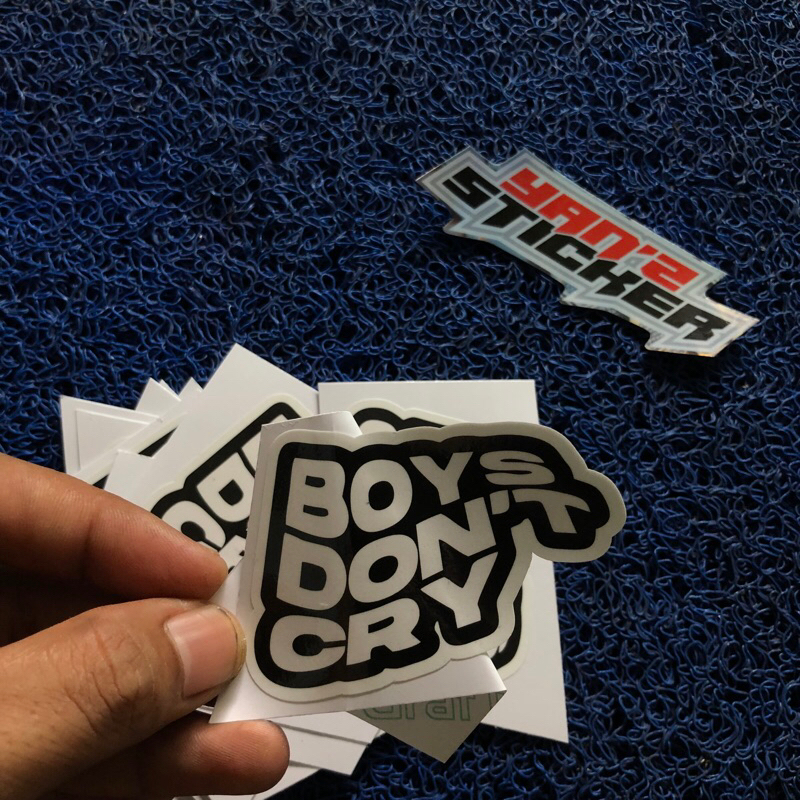 

sticer boys don’t cry 044