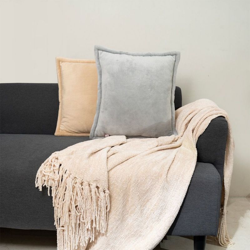 King Rabbit HAKO Cushion / Bantal Sofa