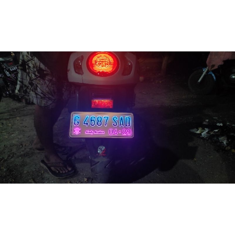 plat nomor motor variasi mika nyala dua warna atas bawah