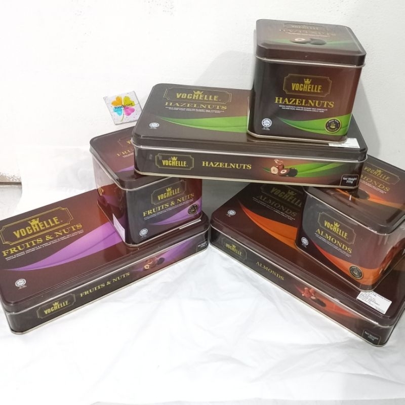 

Coklat Vochelle Coated in Dairy Milk Chocolate / Alessio Almond Milk and Dark Chocolate