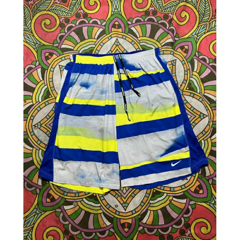 celana running NIKE motifed Original cakep parahhh