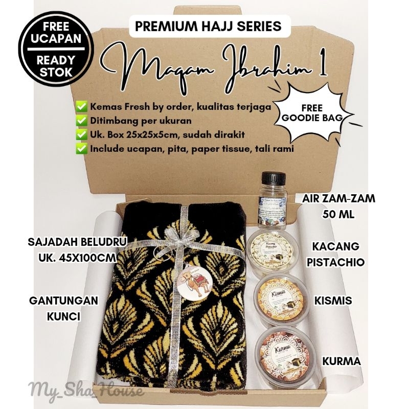 

Hampers MAQAM IBRAHIM Premium Hajj Series Paket Oleh-oleh Haji Umroh murah berkualitas Sajadah beludru Midi kurma kismis kacang arab kacang pistachio coklat kerikil batu botol zam-zam gantungan kunci