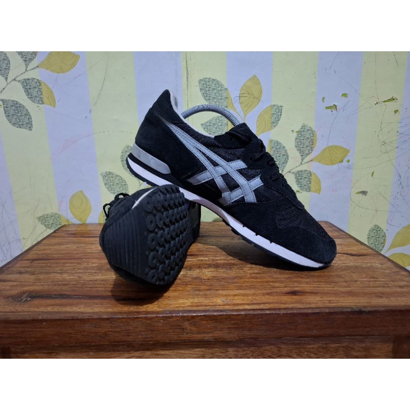 ONITSUKA TIGER ALVARADO CASUAL SHOES