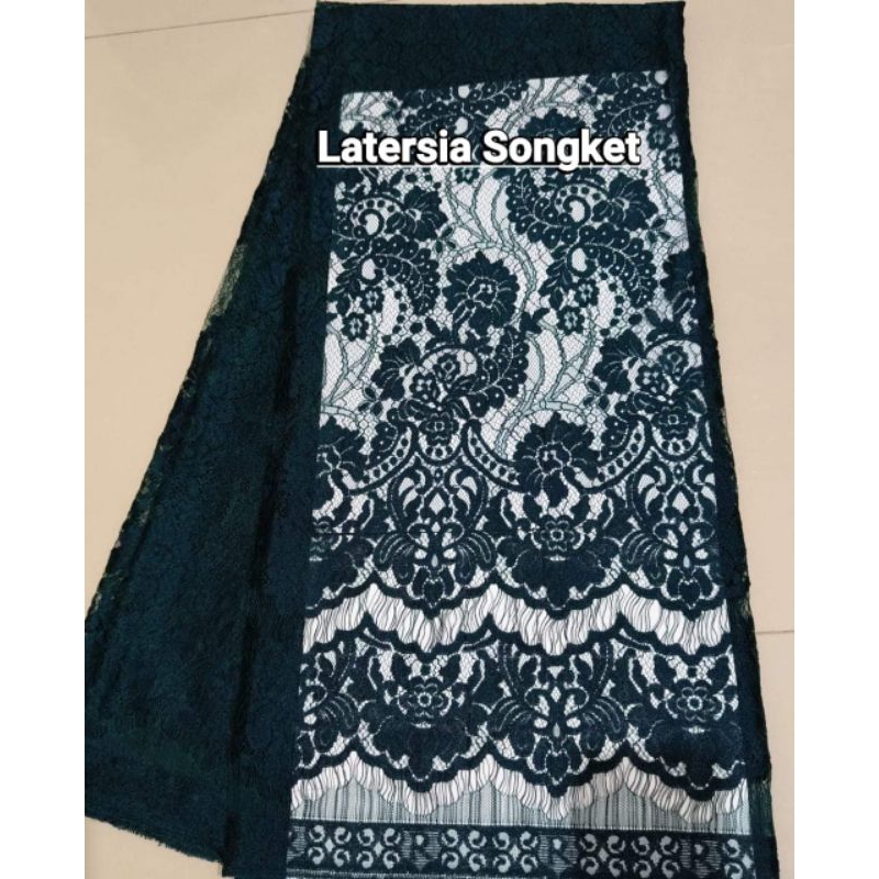 bakal kebaya bayangan senja