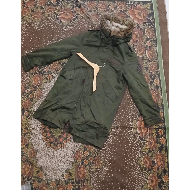 JAKET PARKA MILITARI GLOBAL UNIQLO