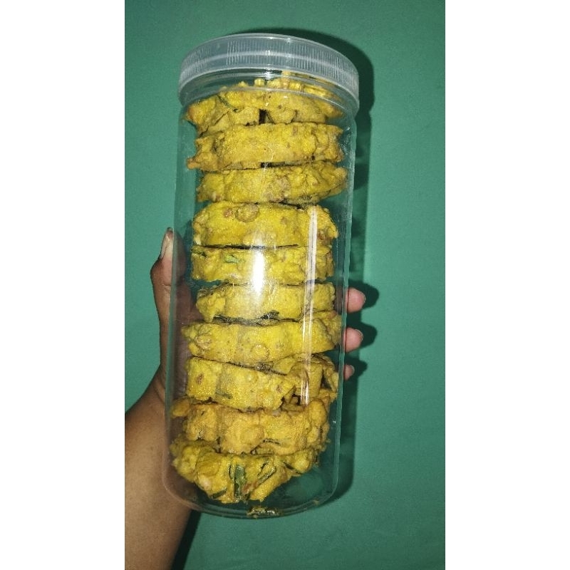 

Rempeyek Kembang Goyang Kacang Pedas - tersedia dalam kemasan tabung 1300ml