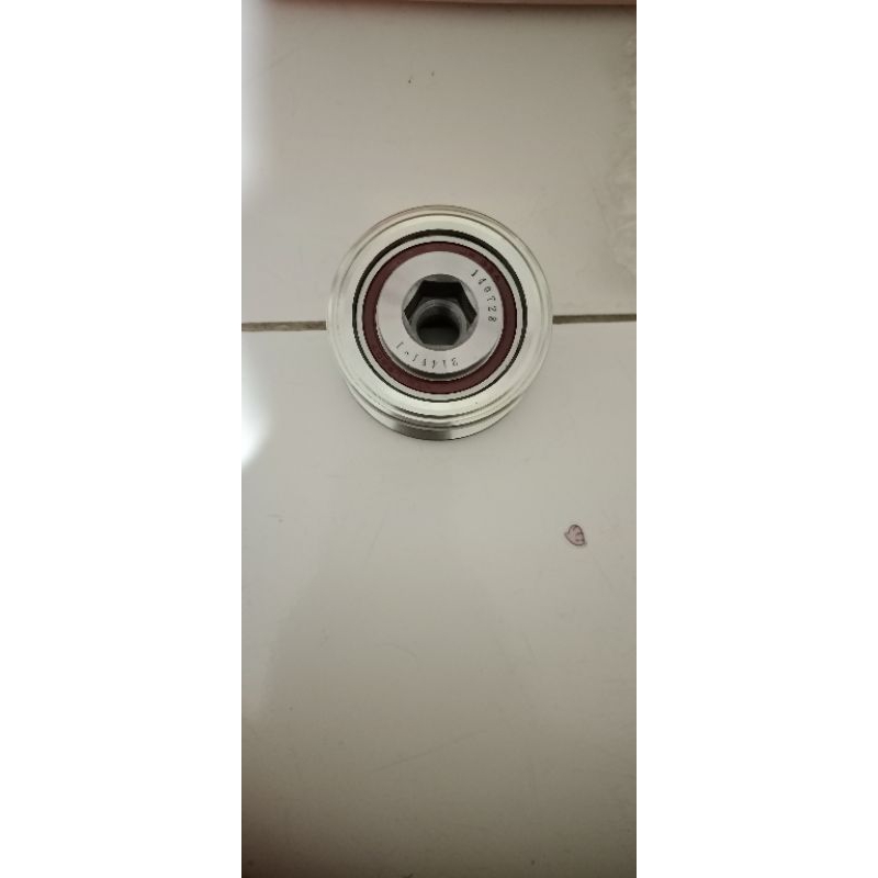 pully  pulley alternator Innova Fortuner Hilux