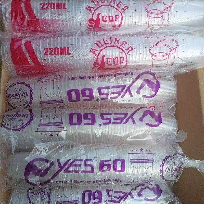 Gelas Kopi Plastik Gelas Cup Aqua biasa / merek (anggur / unggul) isi 50pcs 220 ml