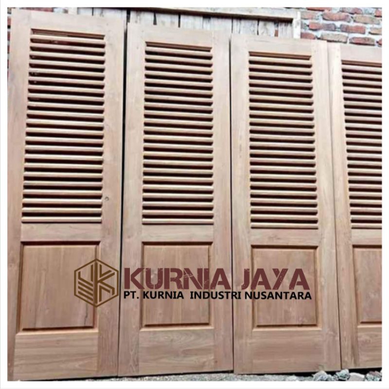 Pintu Garasi Kisi Kisi Kayu Jati