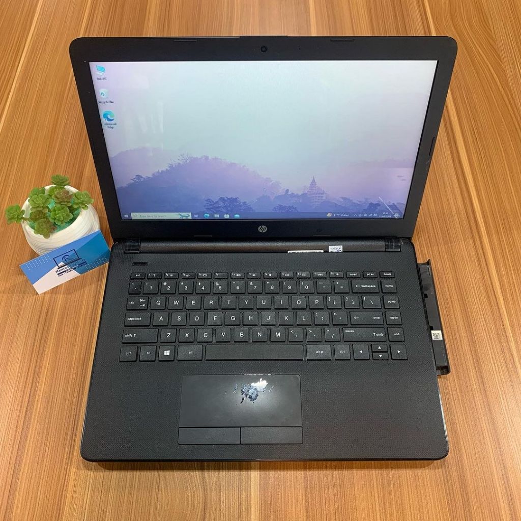 HP NOTEBOOK AMD E2 RAM 4/256GB SECOND/BEKAS