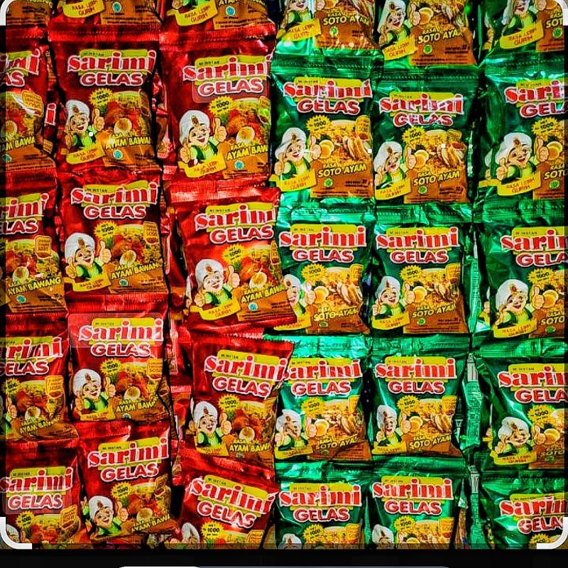 

sarimi gelas rencengan isi10 pcs dengan banyak varian rasa