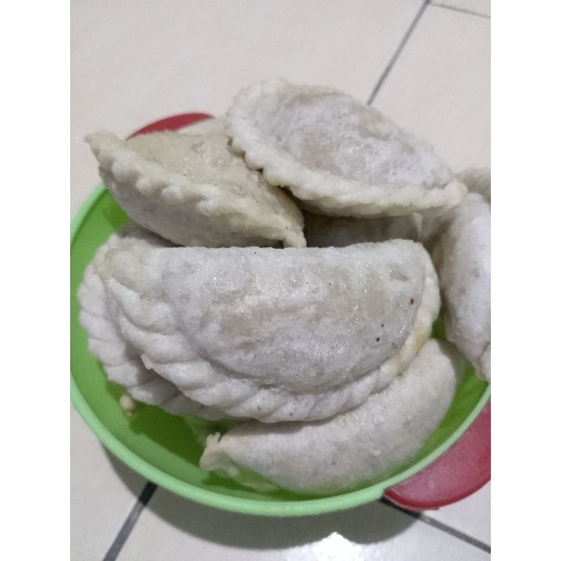 

CIRENG ISI AYAM SUWIR PEDAS