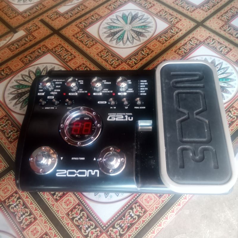 efek gitar zoom g2.1u