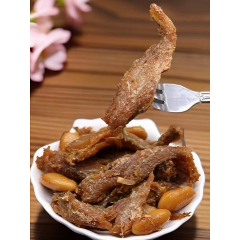 

Yellow Croaker Kuning Kacang Putih Kaleng isi 405gr/kaleng rasa gurih lezat dengan perpaduan rempah yang tepat.