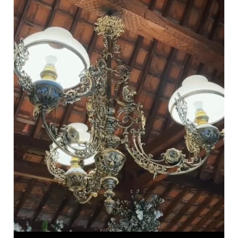 Lampu GANTUNG ANTIK JAWA BETAWI BALI,lampu JOGLO,LAMPU ESTETIK,LAMPU ANTIK CABANG 3j