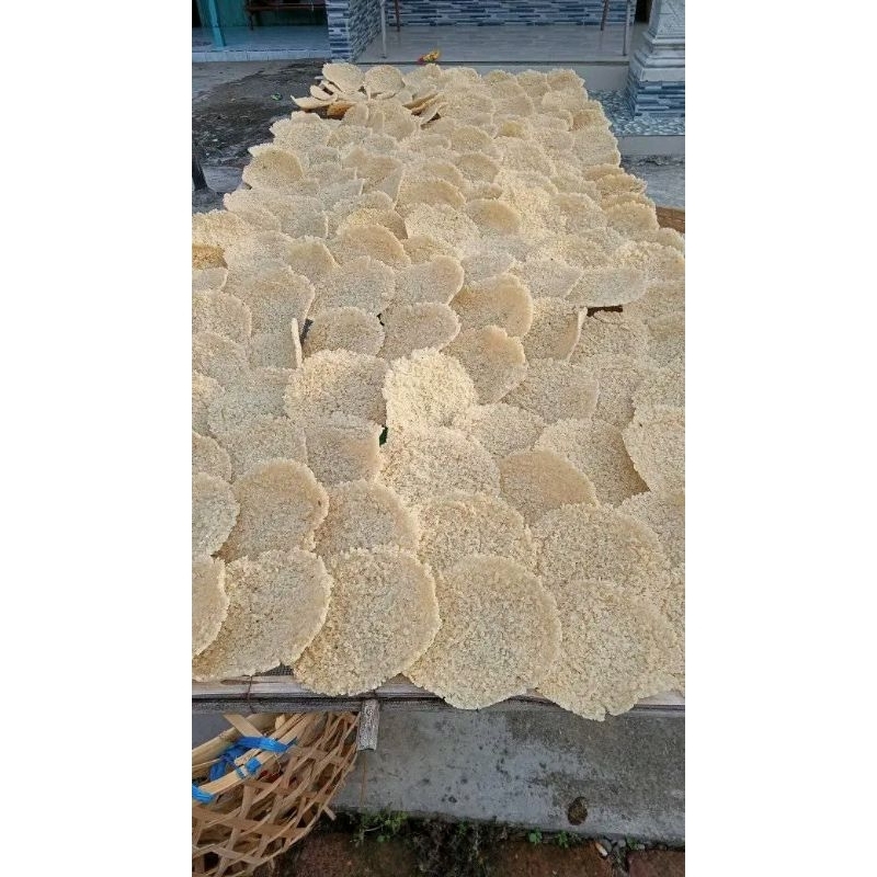 

Kerak nasi/intip nasi khas demak 1kg