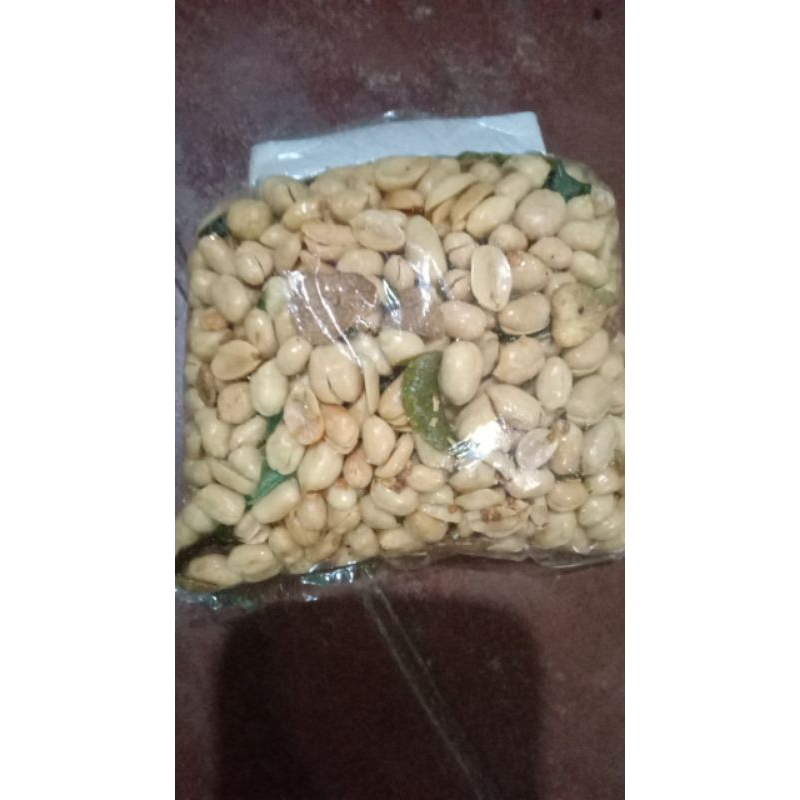 

kacang bawang, kacang licin,kacang asin,kacang goreng