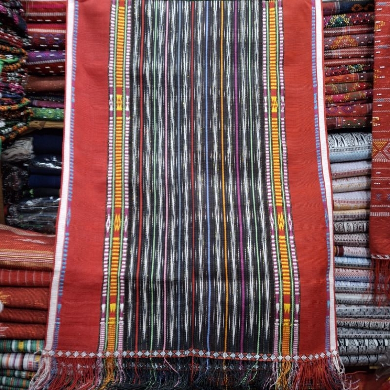 Ulos mangiring Tarutung jugia tenun.