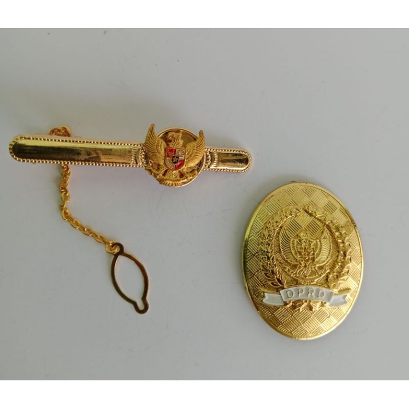 PIN DPRD PREMIUM +JEPITAN DASI GARUDA