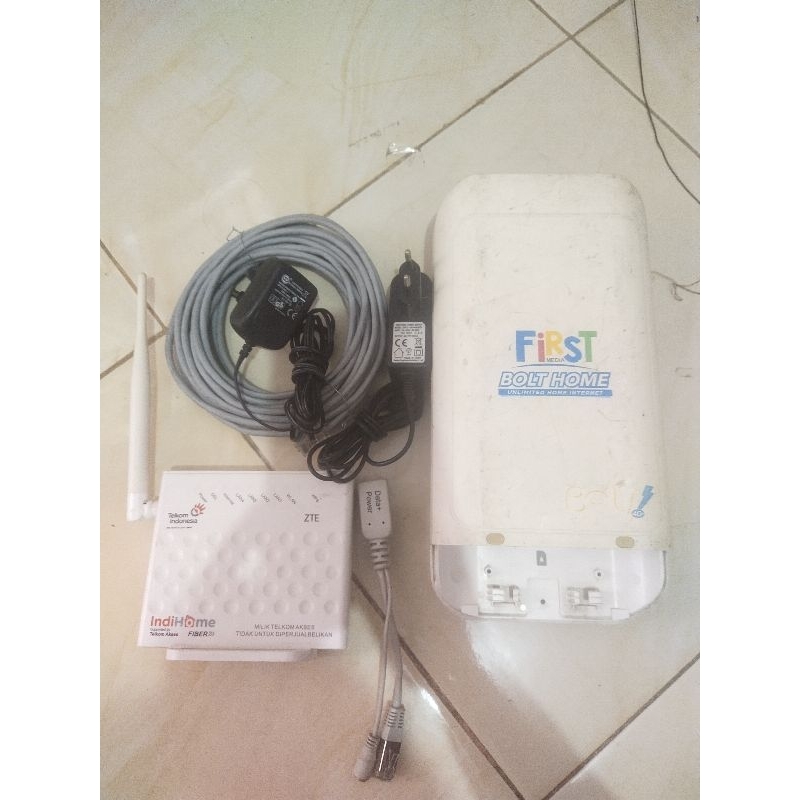 ROUTER ZTE MODEM OUTDOOR BOLT DAN POE SPLITER